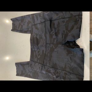 Brand New Lululemon Wundertight leggings